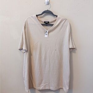 New Express Men's Cream V-Neck T-Shirt (XL)